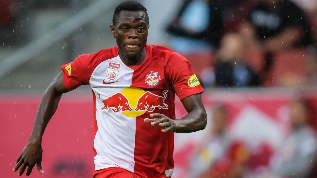 Manchester United siap menyaingi Liverpool dalam perburuan penyerang RB Salzburg, Patson Daka. Copyright: © Gerrit van Keulen/BSR Agency/Getty Images