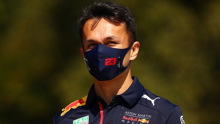 Alex Albon, pembalap F1 dari tim Red Bull Racing. Copyright: © Dan Istitene - Formula 1/Formula 1 via Getty Images