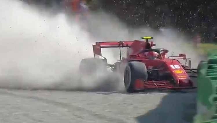 Formula 1 GP Italia 2020 di Sirkut Monza menjadi mimpi buruk bagi dua pembalap Ferrari, Charles Leclerc dan juga Sebastian Vettel. Copyright: © Twitter@F1