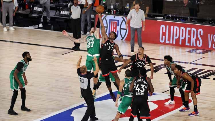Pertandingan antara Toronto Raptors v Boston Celtics. Copyright: © Mike Ehrmann/Getty Images