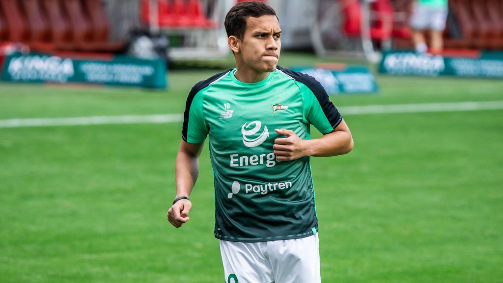 Lechia Gdansk Terpuruk di Liga Polandia, Egy Maulana Vikri 'Terlantar'. Copyright: © Mikolaj Barbanell/SOPA Images/LightRocket via Getty Images