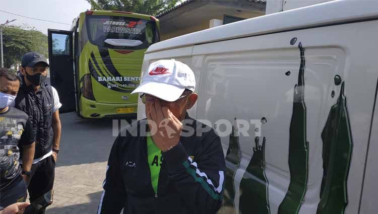 Pemain Persebaya Surabaya dinilai sukses menerapkan instruksi pelatih Aji Santoso di laga uji coba melawan PSG, Minggu (20/09/20). Copyright: © Fitra Herdian/INDOSPORT