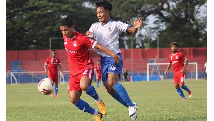 Putra Sinar Giri (PSG) kalah tipis 2-3 pada saat pertandingan uji coba lawan Persik Kediri di Stadion Brawijaya, Kediri, Kamis (17/9/20). Copyright: © Media Putra Sinar Giri