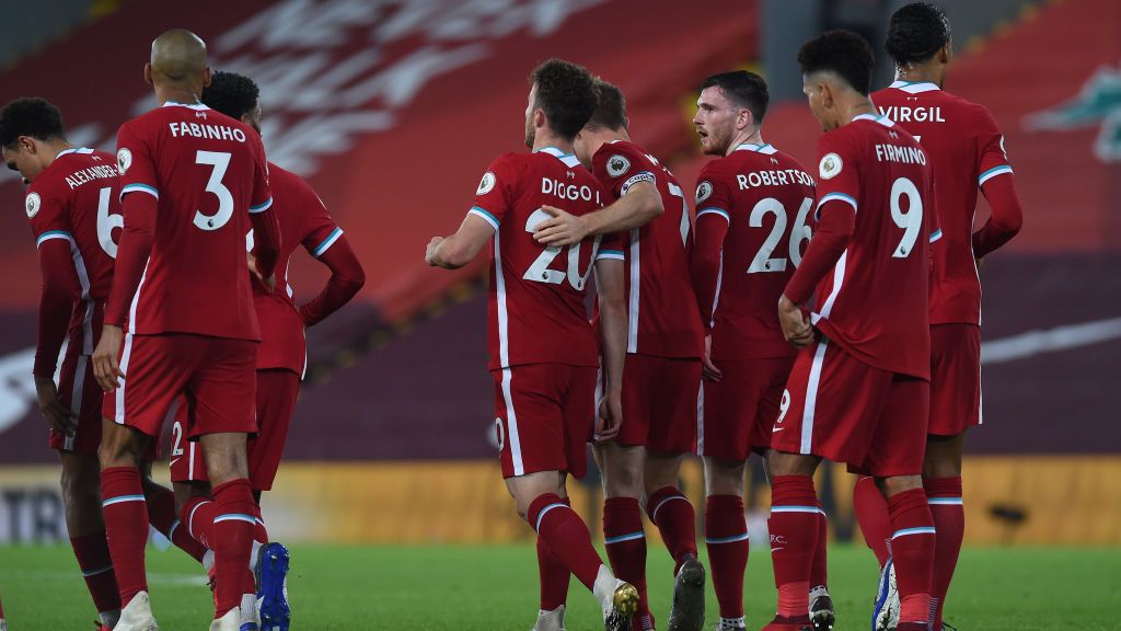 Lini pertahanan Liverpool untuk saat ini sepertinya masih baik-baik saja. Copyright: © John Powell/Liverpool FC via Getty Images