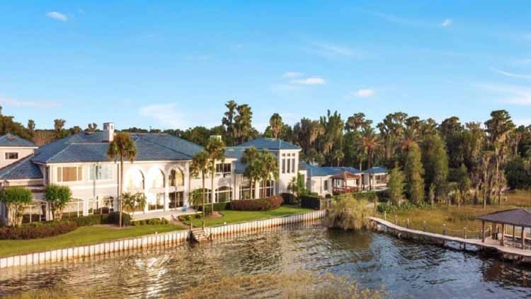 Rumah besar Shaquille O’Neal di area Danau Butler di Isleworth, Florida. Copyright: &copy; ATLAS TEAM/COMPASS