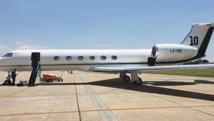 Megabintang Barcelona, Lionel Messi menunjukkan kemurahan hatinya dengan meminjamkan jet pribadinya untuk keperluan Timnas Argentina. Copyright: &copy; marca