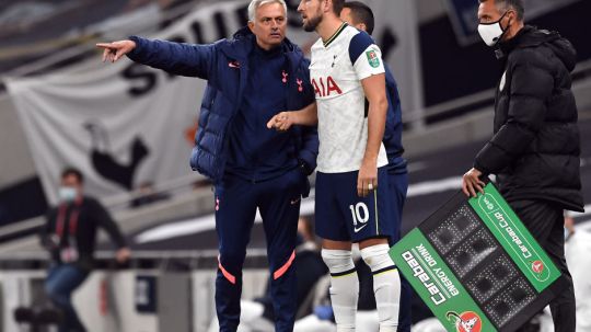 Jose Mourinho dan striker Tottenham Hotspur, Harry Kane Copyright: © Neil Hall/PA Images via Getty Images