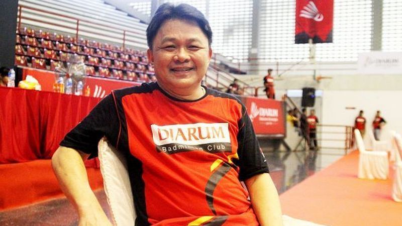 Kisah sedih dari legenda bulutangkis Indonesia, yakni Lius Pongoh dibalik kesuksesannya meraih gelar di kompetisi Indonesia Open tahun 1984. Copyright: © pbdjarum.org