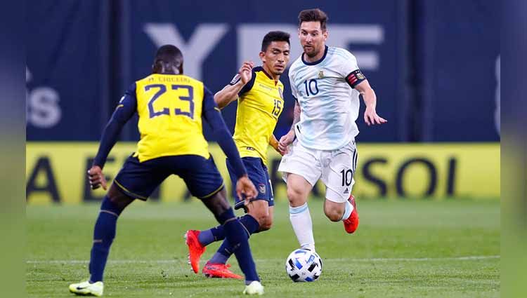 Timnas Argentina berhasil menang tipis 1-0 atas tamunya Ekuador pada hasil pertandingan Kualifikasi Piala Dunia 2022, Jumat (09/10/20). Copyright: © Agustin Marcarian - Pool/Getty Images