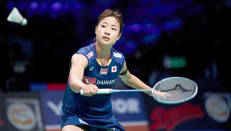 Nozomi Okuhara selaku tunggal putri unggulan sekaligus rival Gregoria Mariska terus mengalami nasib sial usai mendadak mundur dari Swiss Open 2023. Copyright: © Lars Ronbog / FrontZoneSport via Getty Images