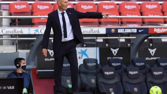 Zinedine Zidane di laga Barcelona vs Real Madrid Copyright: © Alex Caparros/Getty Images