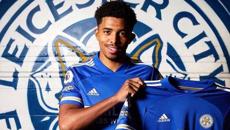 Bek Leicester City, Wesley Fofana menuai pujian dari pelatihnya, Brendan Rodgers yang tetap tampil prima meski tengah berpuasa. Copyright: © Twitter@Wesley_Fofanaa