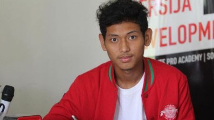 Bek muda Persija Jakarta, Muhammad Salman Alfarid menjadi bagian dalam pemusatan latihan Timnas Indonesia U-19. Copyright: © Dok. Persija