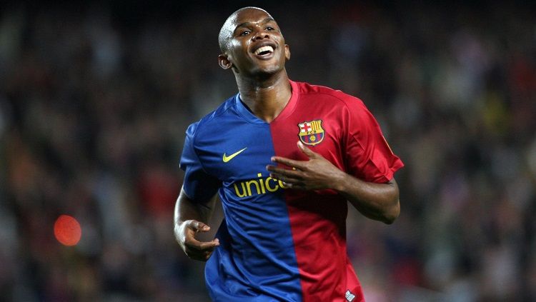 Striker legendaris Barcelona, Samuel Eto'o. Copyright: © Twitter Barca Talk Pod