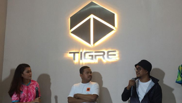 Salah satu apparel lokal Indonesia, Tigre Sportsgear. Copyright: © Dok. Tigre
