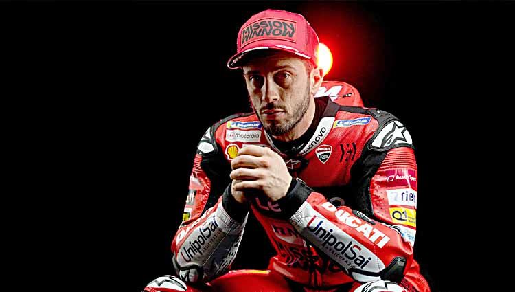 Pembalap MotoGP asal Italia, Andrea Dovizioso, mengumumkan pensiun. Keputusannya mendapat dukungan dari rekan-rekannya termasuk Marc Marquez. Copyright: © Twitter@AndreaDovizioso