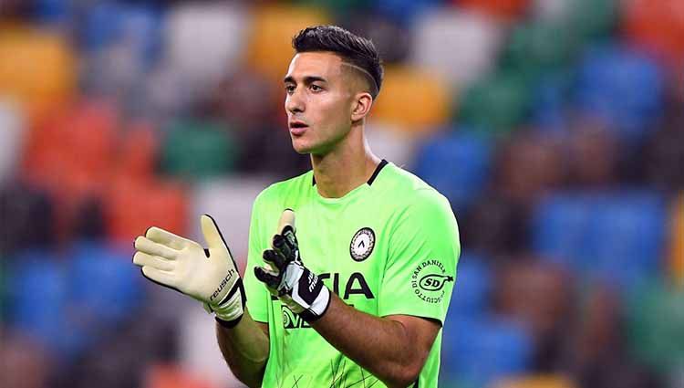 Chelsea rupanya masih belum puas meski telah memiliki kiper tangguh Edouard Mendy. Mereka kini memburu kiper Udinese, Juan Musso, yang juga diincar Inter Milan. Copyright: © Alessandro Sabattini/Getty Images