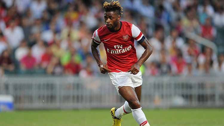 Alex Song saat  masih membela Arsenal Copyright: © Stuart MacFarlane/Arsenal Football Club via Getty Images