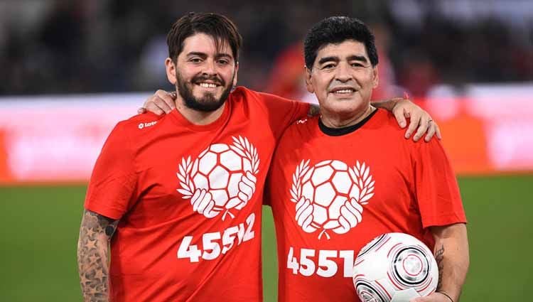Putra tertua Diego Armando Maradona yakni Diego Maradona Junior diketahui memiliki permintaan yang terbilang cukup aneh untuk Barcelona. Apa itu? Copyright: © Archivio Massimo Insabato/Mondadori Portfolio via Getty Images