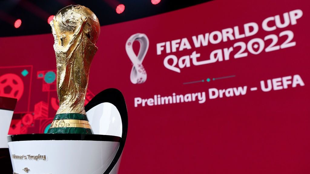 Trofi Piala Dunia 2022 di Qatar Copyright: © FIFA/FIFA via Getty Images