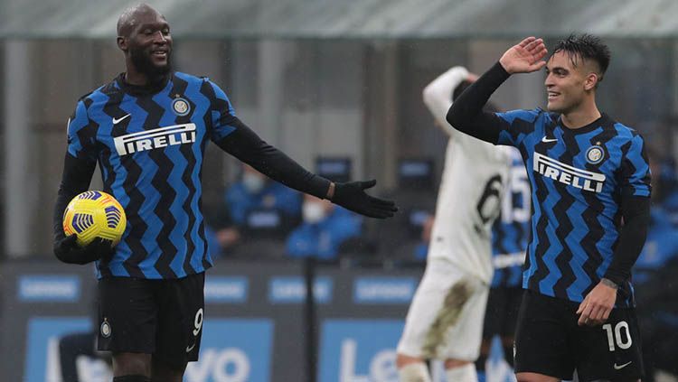 Romelu Lukaku dan Lautaro Martinez. Copyright: © Emilio Andreoli - Inter / Inter via Getty Images