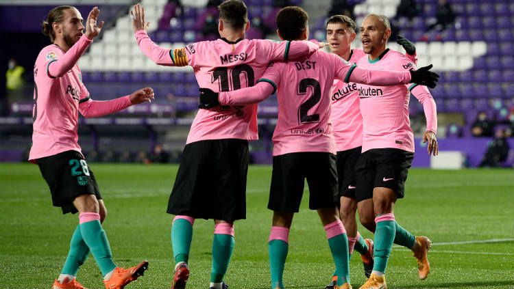 Berikut tersaji hasil pertandingan LaLiga Spanyol 2020-2021 antara Real Valladolid vs Barcelona yang berlangsung pada Rabu (23/12/20) di Stadion Jose Zorrilla. Copyright: © Octavio Passos/Getty Images