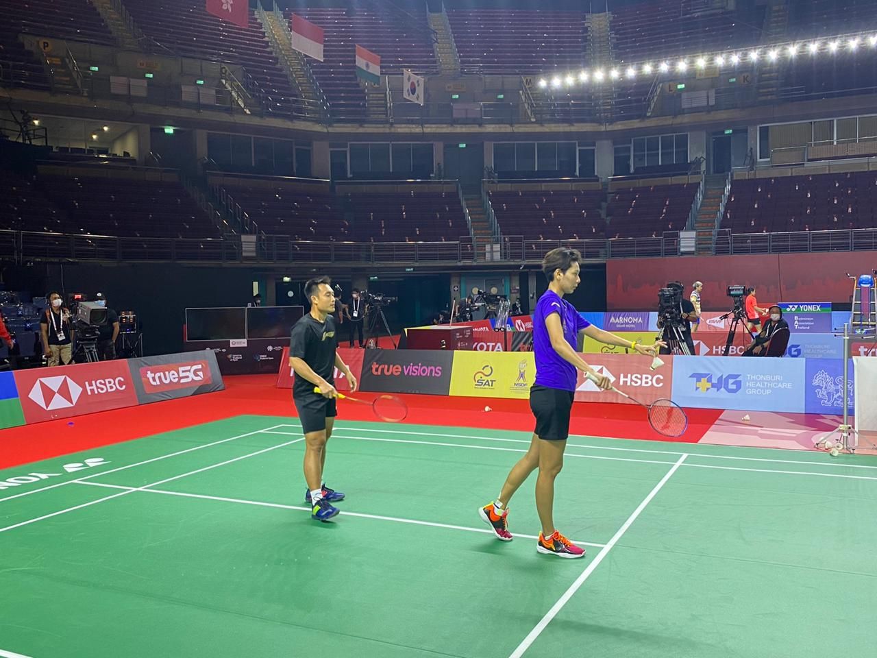 Timnas Bulutangkis Indonesia uji coba arena Yonex Thailand Open 2021 Copyright: © Humas PBSI