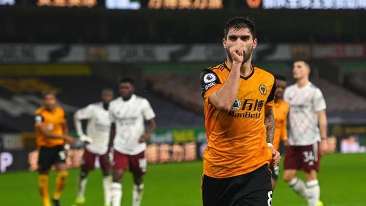 Selebrasi gol Ruben Neves di laga Wolverhampton vs Arsenal. Copyright: © Sam Bagnall - AMA/Getty Images