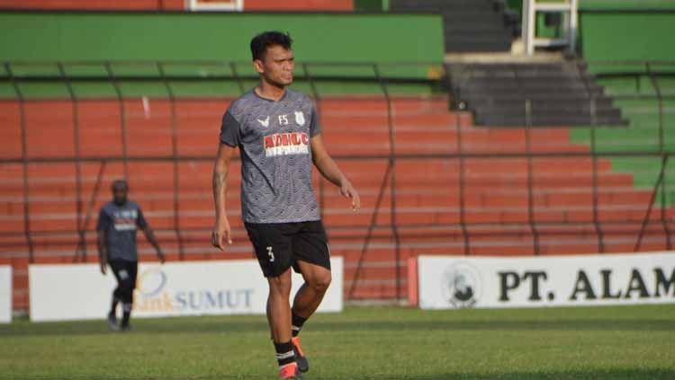 Ferdinand Sinaga semasa peminjaman dengan PSMS Medan musim lalu. Copyright: © Aldi Aulia Anwar/INDOSPORT