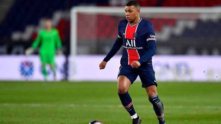 Presiden Paris Saints-Germain (PSG), Nasser Al-Khelaifi, telah memberikan peringatan keras untuk para calon pembeli Kylian Mbappe. Copyright: © Aurelien Meunier - PSG/PSG via Getty Images