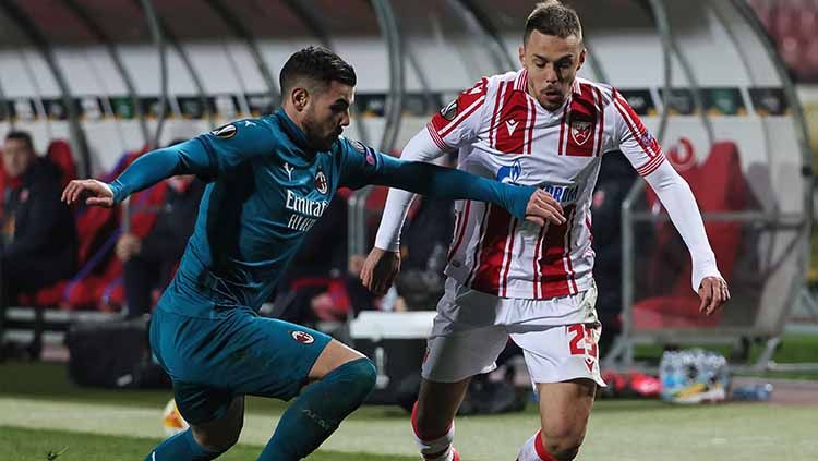 AC Milan hanya bermain imbang  kontra Crvena Zvezda di leg pertama 32 besar Liga Europa. Copyright: © Srdjan Stevanovic/Getty Images)