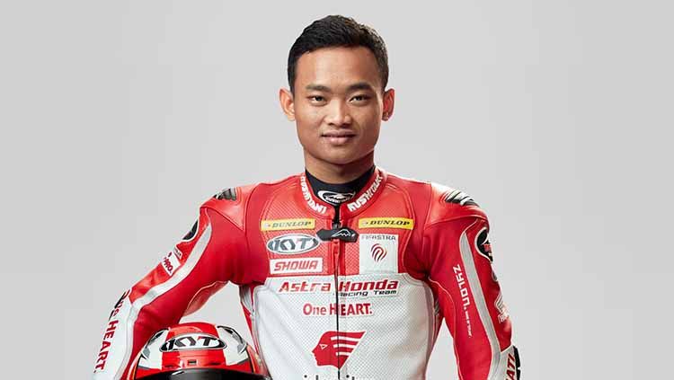 Pembalap Indonesia, Rheza Danica Ahres, berhasil keluar sebagai juara pada balapan pertama ARRC Thailand kelas Asia Production AP250, Sabtu (26/03/22). Copyright: © ASTRA HONDA RACING TEAM