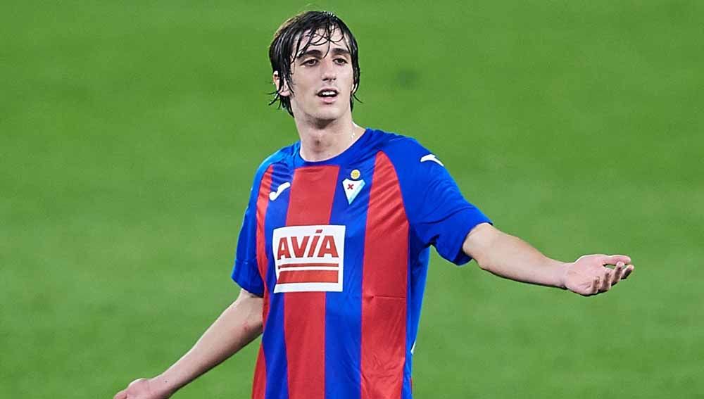 Bryan Gil, pemain Sevilla yang dipinjamkan ke Eibar. Copyright: © Fran Santiago/Getty Images