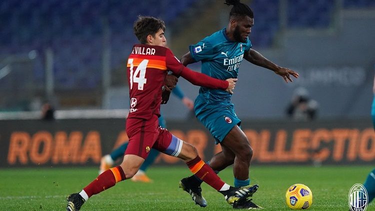 Pemandangan pertandingan Serie A Italia antara AS Roma vs AC Milan, Senin (01/03/2021). Copyright: © AC Milan