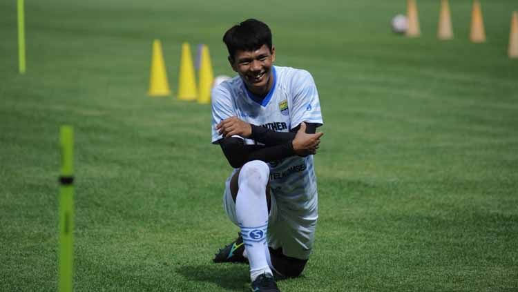 Achmad Jufriyanto sudah hadir dalam latihan perdana Persib di Stadion GBLA, Kota Bandung, Senin (1/3/21). Copyright: © Media officer Persib