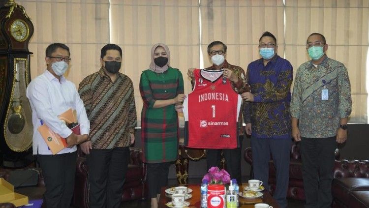 PP Perbasi sedang menyusun kekuatan Timnas Basket Indonesia yang akan turun di FIBA Asia Cup 2021 dan FIBA World Cup 2023. Copyright: © PP Perbasi