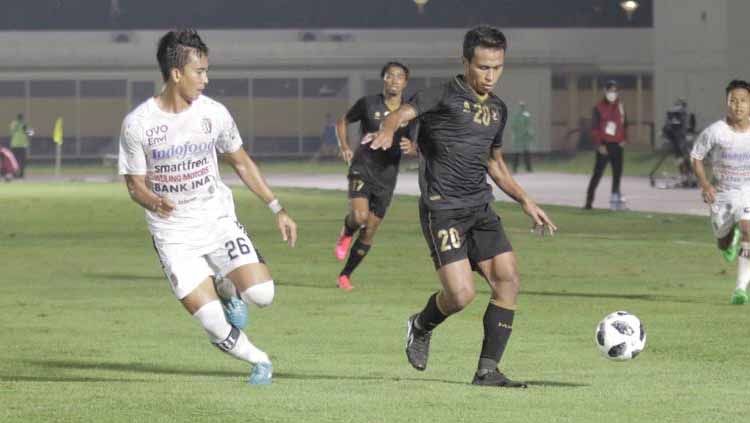Pertandingan uji coba timnas Indonesia U-23 vs Bali United di Stadion Madya Senayan, Minggu (7/3/21). Copyright: © PSSI Pers