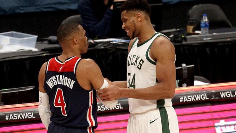 Russell Westbrook #4c(Washington Wizards dan Giannis Antetokounmpo #34 (Milwaukee Bucks). Copyright: © (Photo by Rob Carr/Getty Images)