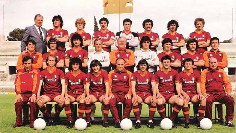 Mengingat kisah perjuangan para serigala AS Roma dalam perburuan gelar scudetto Serie A Italia musim 1982-1983 di bawah asuhan Nils Liedholm. Copyright: &copy; topelclasico.blogspot