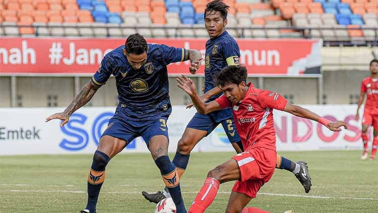 Persela vs Persik Kediri. Copyright: © Liga Indonesia Baru