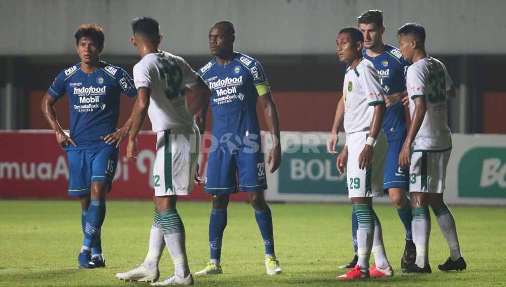 Persebaya Surabaya akan berhadapan dengan Persib Bandung pada pekan ke-32 Liga 1 di Stadion Kapten I Wayan Dipta, Gianyar, Bali, Sabtu (19/03/22). Copyright: © Nofik Lukman Hakim/INDOSPORT