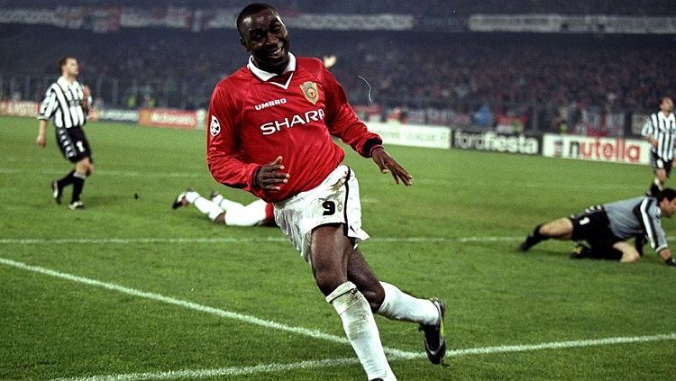 Pemandangan laga semifinal Liga Champions antara Juventus kontra Manchester United, 21 April 1999. Copyright: © Manchester United