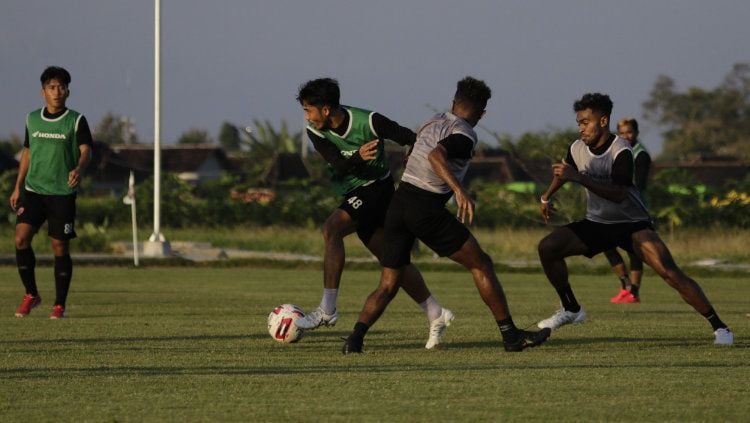 Skuat PSM akan tetap berlatih di Makassar sampai musim baru Liga 1 dimulai. Copyright: © Official PSM Makassar