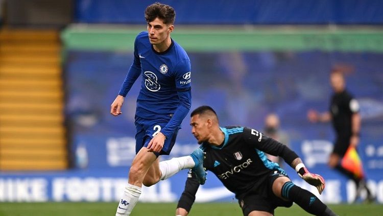 Kai Havertz sempat mendapat kritik setelah bergabung dengan Chelsea. Copyright: © Twitter @RidwanAli0