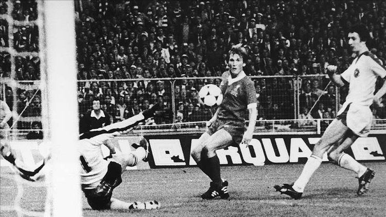 Legenda Liverpool, Kenny Dalglish, mencetak gol kemenangan dalam pertandingan final Liga Champions kontra Club Brugge, 10 Mei 1978. Copyright: © UEFA