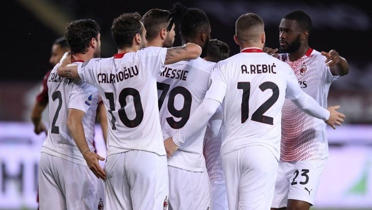 AC Milan kokoh di posisi 3 klasemen Serie A Italia usai meraih kemenangan telak 7-0 atas Torino. Berikut 5 fakta mencengangkan di balik hasil spektakuler tersebut. Copyright: © Jonathan Moscrop/Getty Images