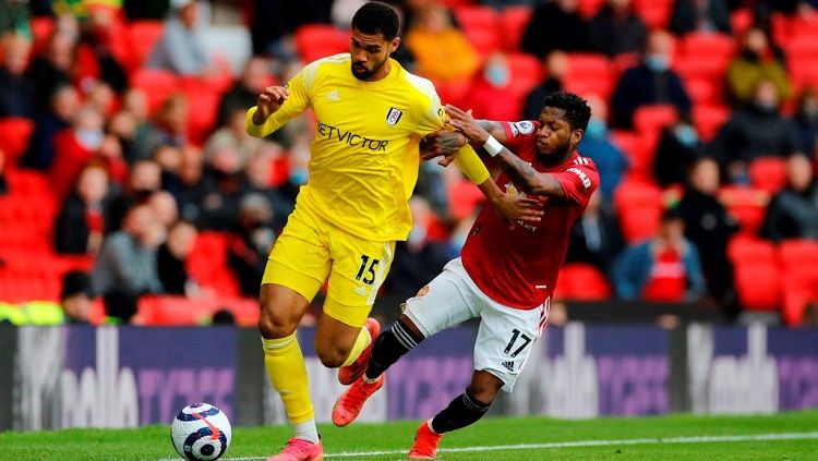 Pertandingan antara Manchester United vs Fulham pada pekan ke-37 Liga Inggris 2020-2021. Copyright: © Phil Noble - Pool/Getty Images