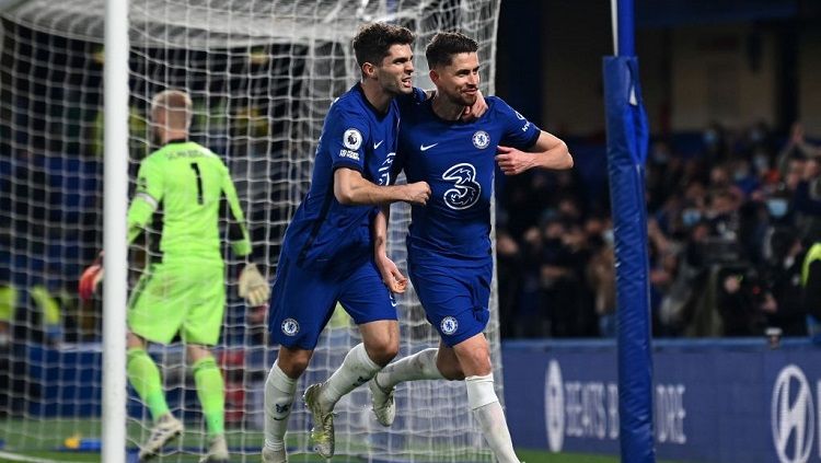 Chelsea sukses membalaskan dendamnya saat bersua Leicester City pada laga pekan ke-37 Liga Inggris 2020-2021, Rabu (19/05/21) dini hari WIB. Copyright: © Glyn Kirk - Pool/Getty Images