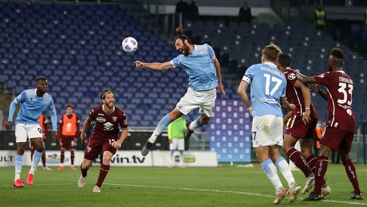 Pertandingan antara Lazio vs Torino pada lanjutan pekan ke-37 Liga Italia 2020-2021 yang berakhir dengan skor imbang 0-0, Rabu (19/05/21) dini hari WIB. Copyright: © Paolo Bruno/Getty Images