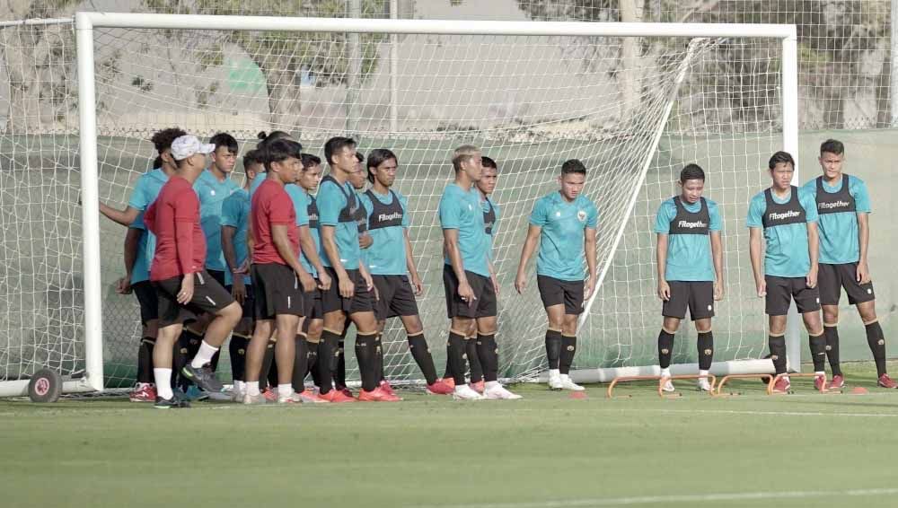 Timnas Indonesia akan melakoni laga uji coba perdana pada pemusatan latihan di Dubai Uni Emirat Arab melawan Afghanistan, Selasa (25/05/21) malam. Copyright: © Muhammad Irvan/PSSI